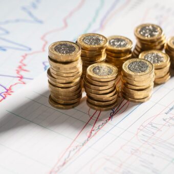 Trading 212 Cash ISA: Secure 4.53% Tax-Free Interest Today