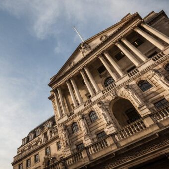 Bank of England Faces Crucial Decision on Interest Rates Amid Economic Uncertainty