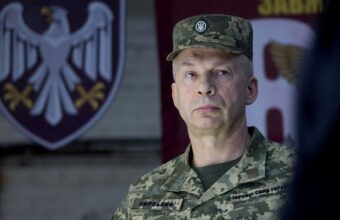 Zelensky Dismisses Ukraine Army Chief Amid Political Turmoil