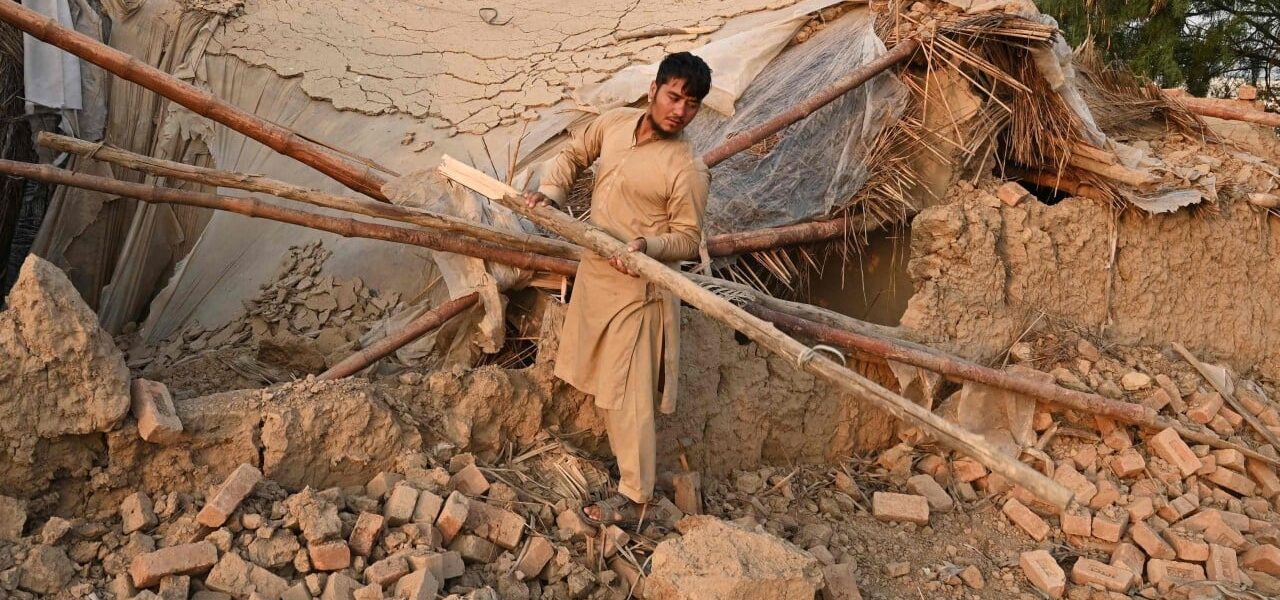 Pakistan Enforces Crackdown on Undocumented Afghans in Khyber Pakhtunkhwa