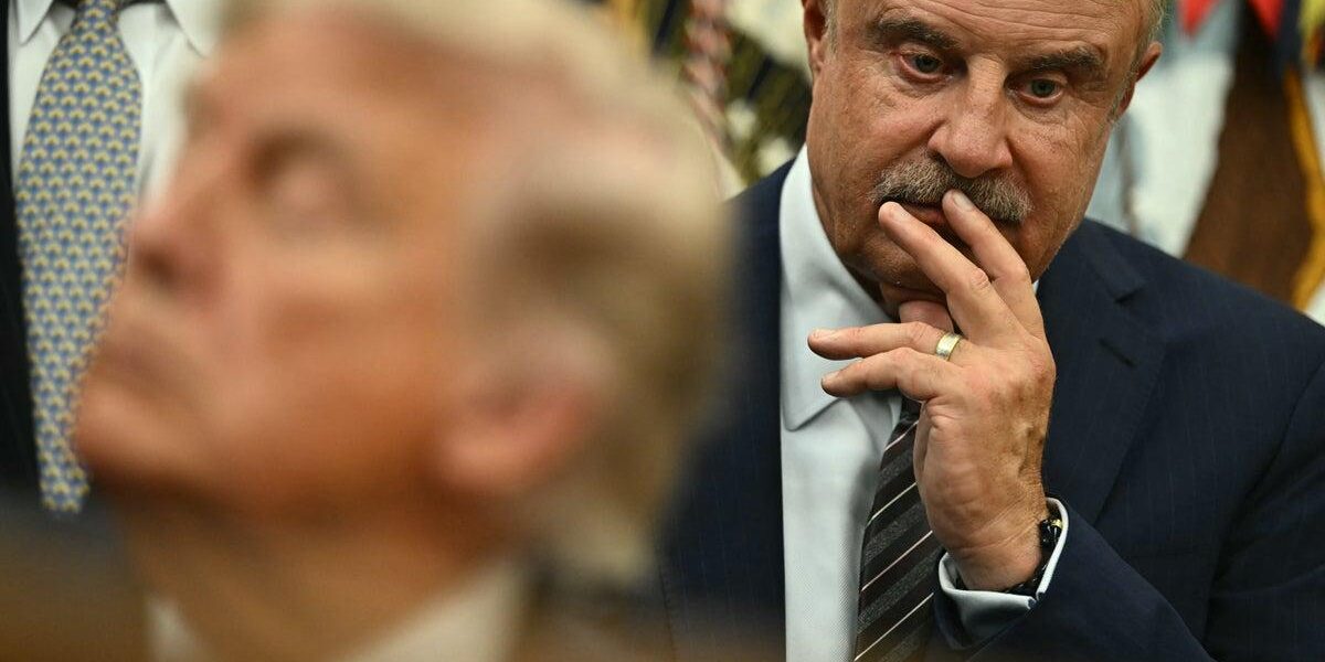 Dr. Phil Reveals White House Asked Him to Review UFO Files