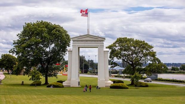 Northern Exposure: GOP Rhetoric on Canadian Border Confronts Statistical Reality