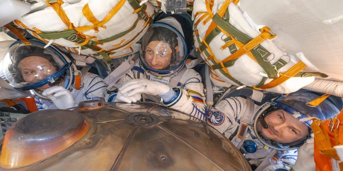 US-Russia Space Crew Returns to Earth Following Eight-Month ISS Mission