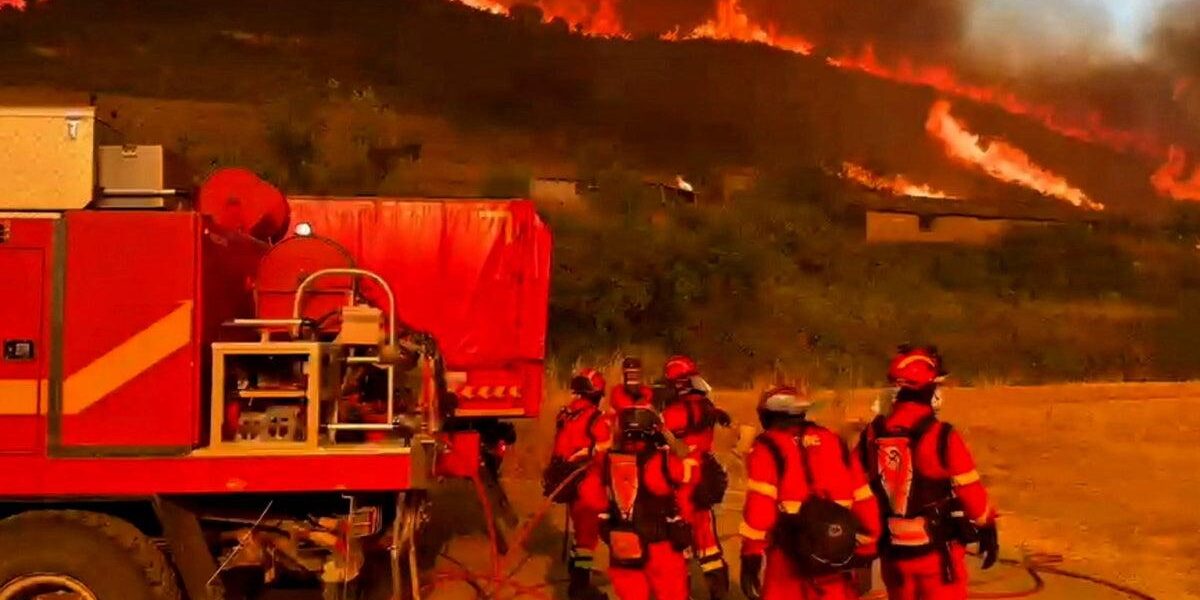 Spain Wildfires Intensify as New Heatwave Looms