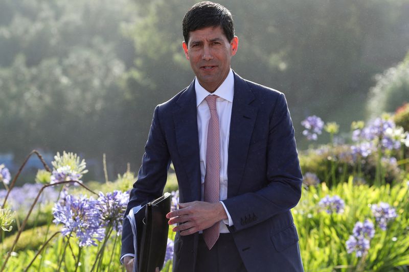 The Fed’s Stern Oracle: Warsh Warns of Hardball Against Stubborn Inflation