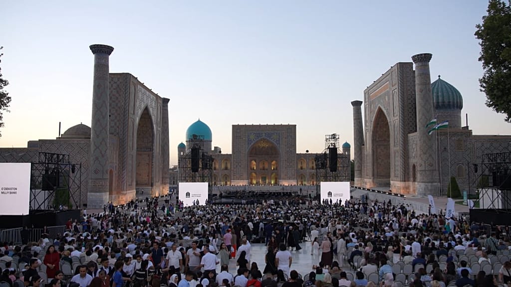 Uzbekistan’s Gamble: Ancient Silk Road Nation Begs Tourists to Linger Amid Geopolitical Winds