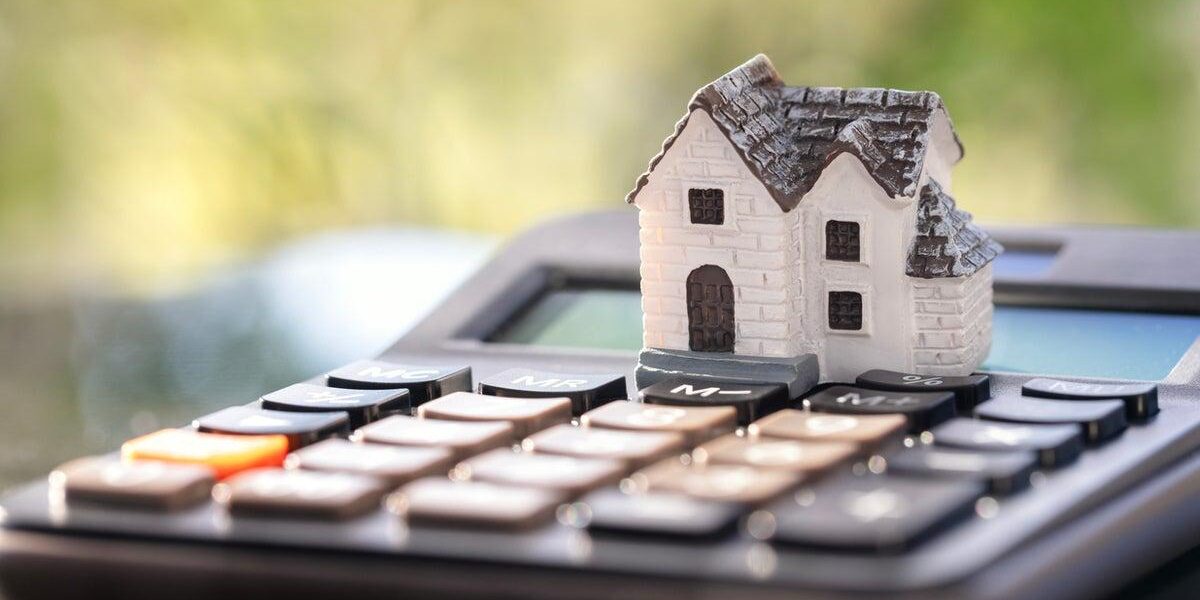 UK Mortgage Rates Surge: Experts Predict Future Trends and Immediate Actions
