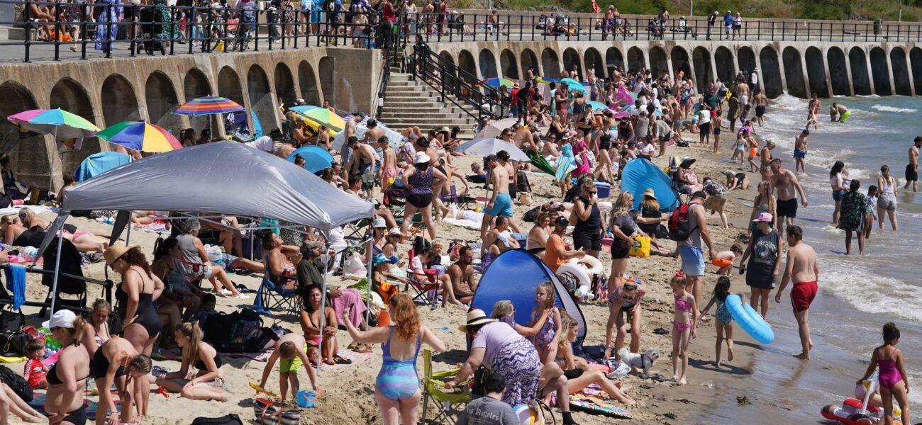 UK Braces for Fourth Heatwave as Temperatures Soar