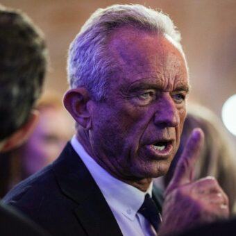 Trump’s WHCD Jab: Mocks RFK Jr. Over Roadkill Beef Tenderloin