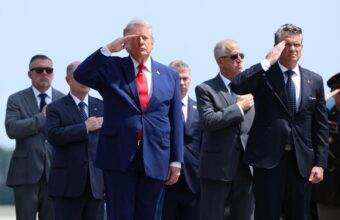 Trump Attends Dignified Transfer for Fallen US Soldiers from Middle East
