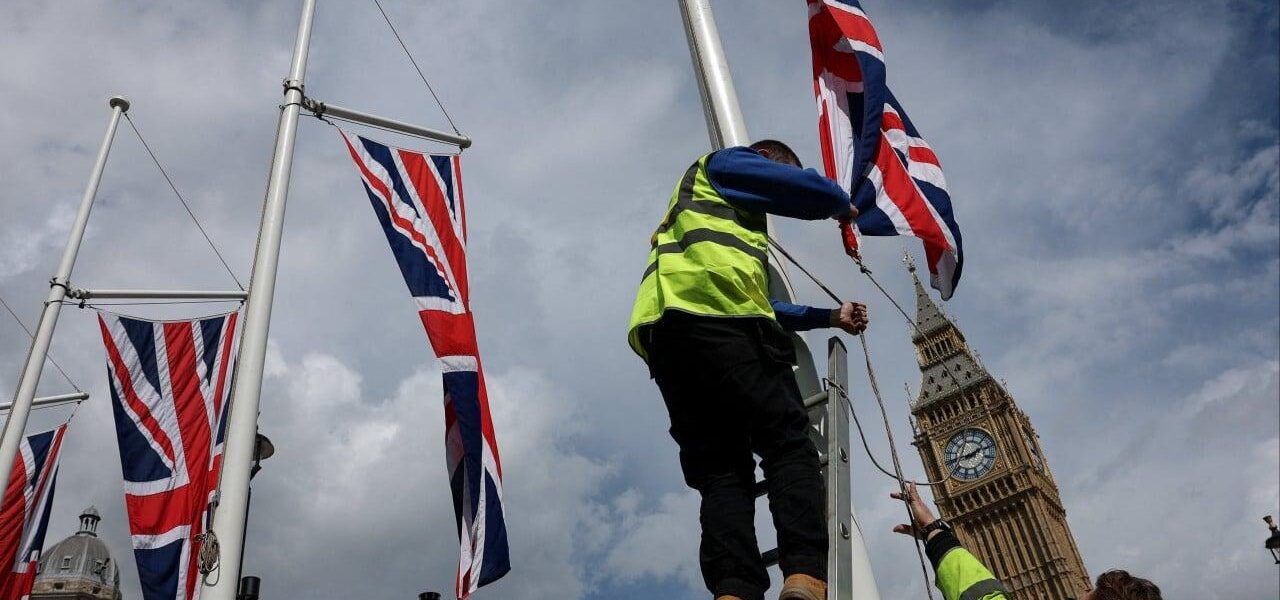 UK Post-Brexit Identity Debate Resurfaces Amid Starmer Resignation