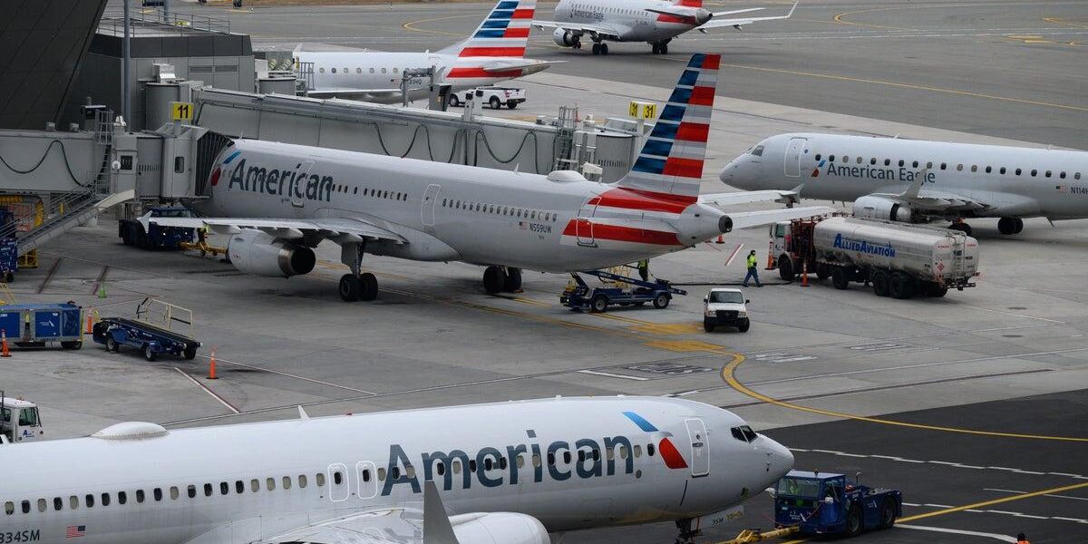 American Airlines Ground Stop: Nationwide IT Outage Causes Temporary Flight Suspension