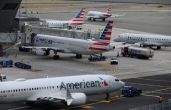 American Airlines Ground Stop: Nationwide IT Outage Causes Temporary Flight Suspension