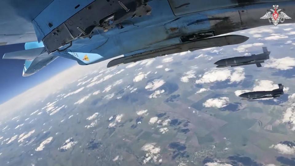 The Silent Revolution: How Glide Bombs Are Forging a New Era of Conflict