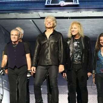 Jon Bon Jovi Halts Madison Square Garden Concert After 90 Minutes