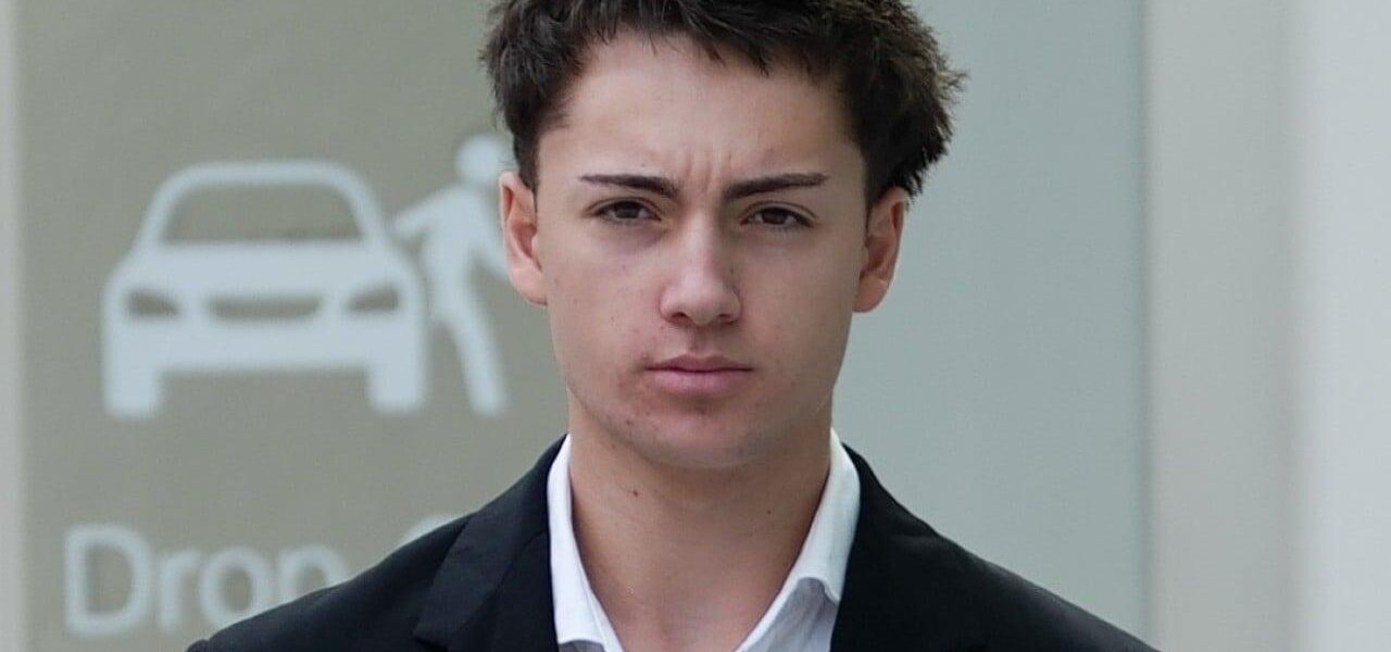 French Teen Fined S0 for Viral Straw-Licking Prank in Singapore