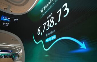 South Korea’s Kospi Plummets 5% Amid AI Stock Sell-off, Oil Prices Surge
