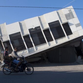 Indonesia Earthquake: Thousands Await Aid After 7.7 Magnitude Quake Kills 54