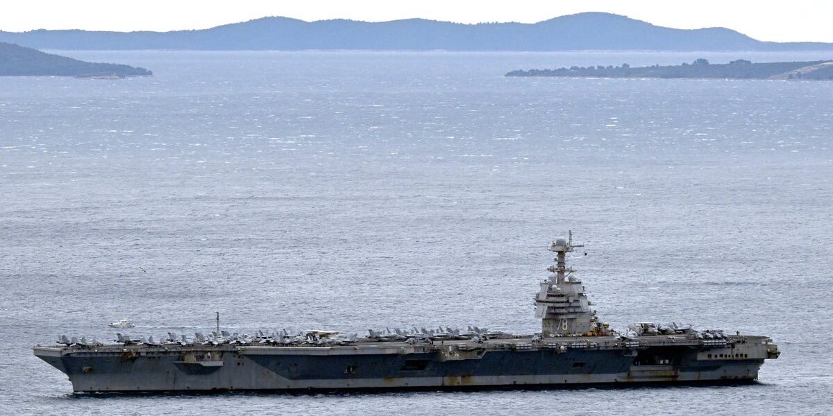 Navy Considers Costly Reconfiguration of Warships to Retrofit WWII Aesthetic Navy Considers Costly Reconfiguration of Warships to Retrofit WWII Aesthetic