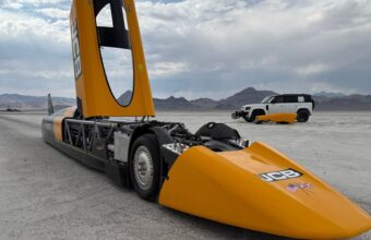 British Driver Andy Green Sets New Land Speed Record with Hydrogen Car British Driver Andy Green Sets New Land Speed Record with Hydrogen Car
