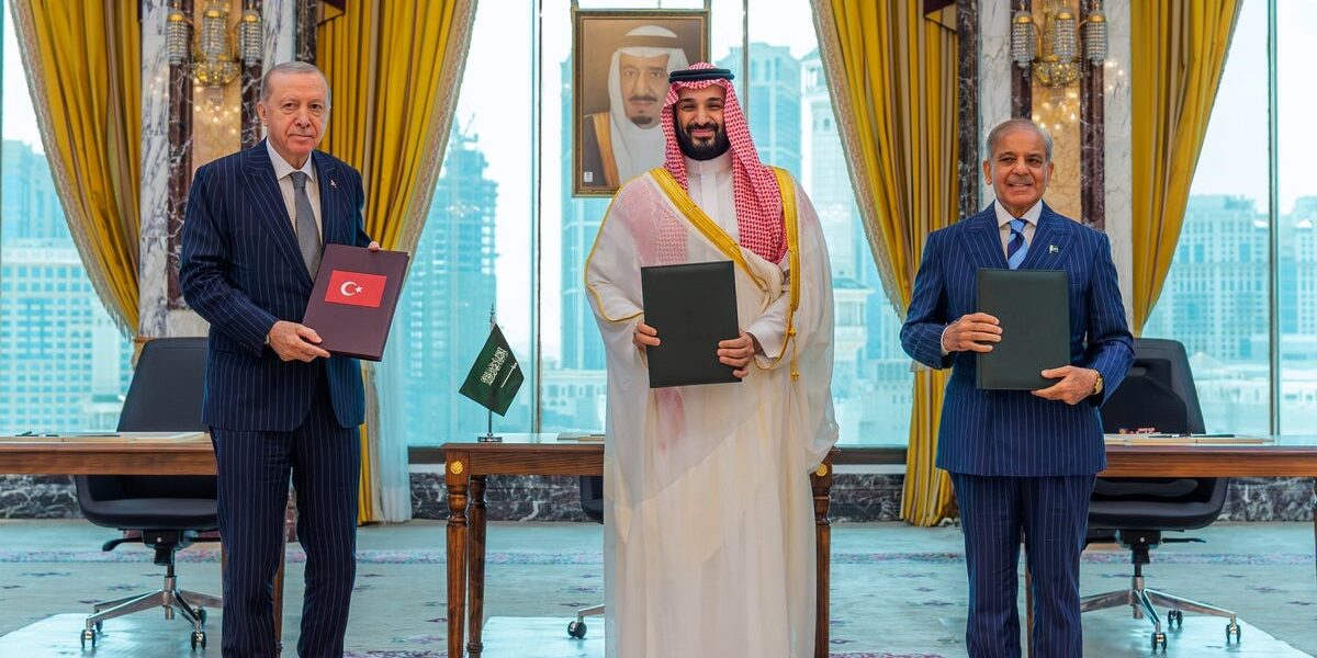Mecca Agreement: Saudi, Pakistan, and Turkey Forge New Middle East Alliance Mecca Agreement: Saudi, Pakistan, and Turkey Forge New Middle East Alliance