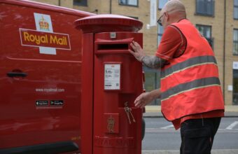 Royal Mail Misses Delivery Targets Despite £500 Million Overhaul