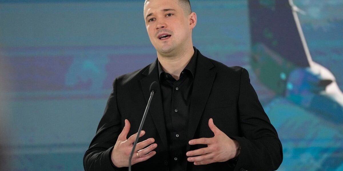 Ukraine Corruption Probe Targets Zelenskyy’s Office and Former Defense Minister Ukraine Corruption Probe Targets Zelenskyy’s Office and Former Defense Minister
