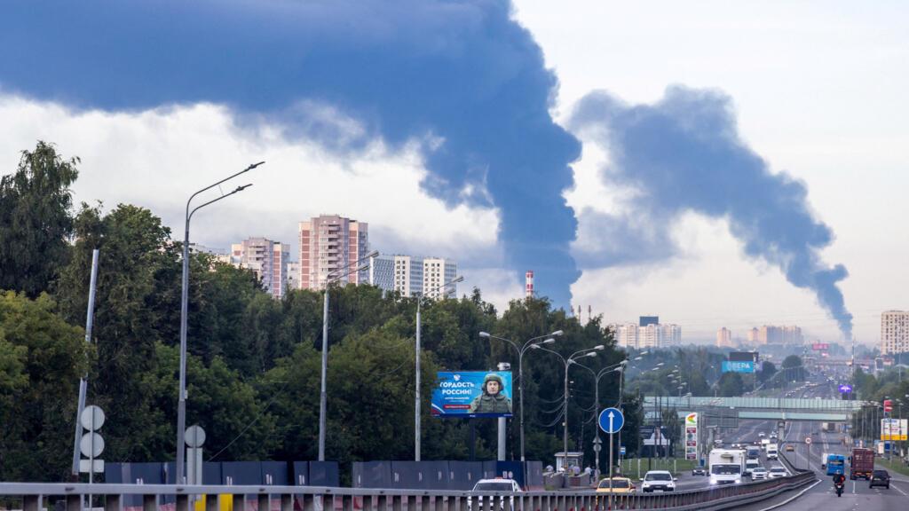Six Killed in Ukrainian Drone Strikes on Russia, Wildberries Warehouses Hit Again Six Killed in Ukrainian Drone Strikes on Russia, Wildberries Warehouses Hit Again