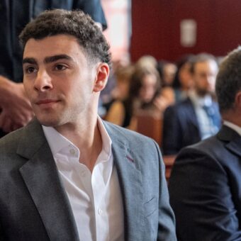 Luigi Mangione Expected to Plead Guilty in Manhattan Healthcare Boss Killing