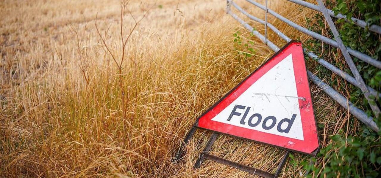 UK Faces Ongoing Downpours with Elevated Flash Flood Risk UK Faces Ongoing Downpours with Elevated Flash Flood Risk