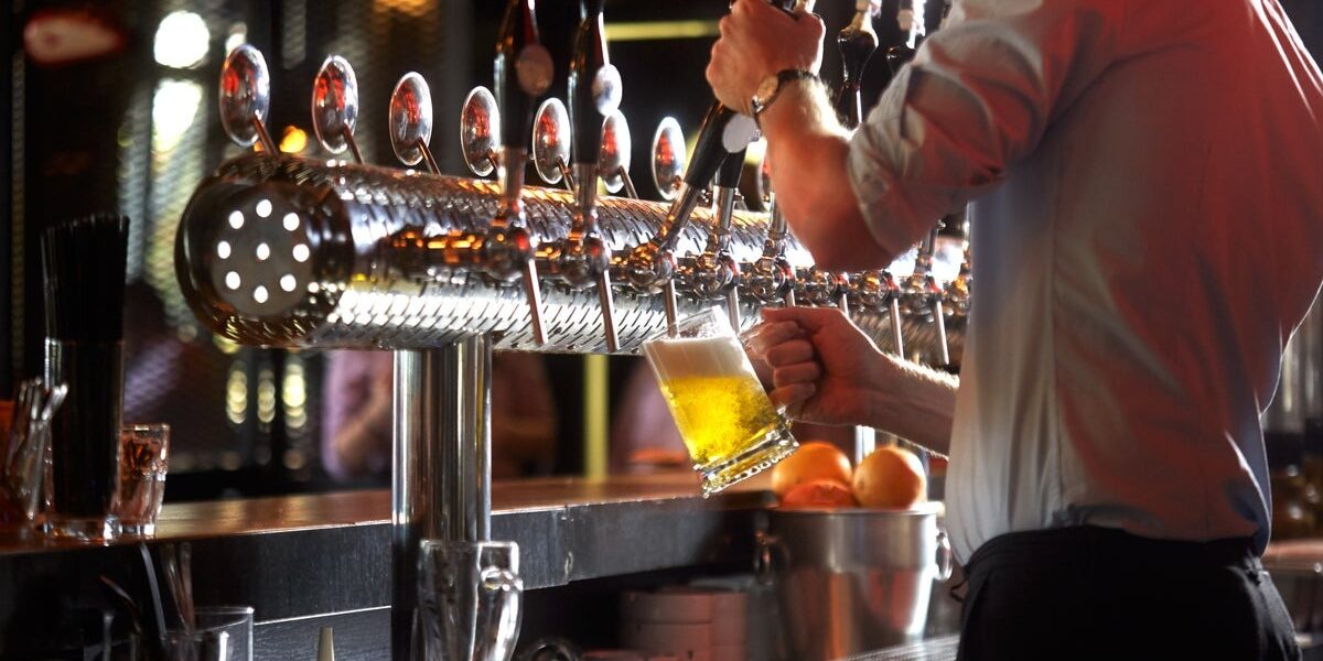 Proposed Ban on Zero-Hours Contracts Could Cost UK Businesses £3bn Annually Proposed Ban on Zero-Hours Contracts Could Cost UK Businesses £3bn Annually