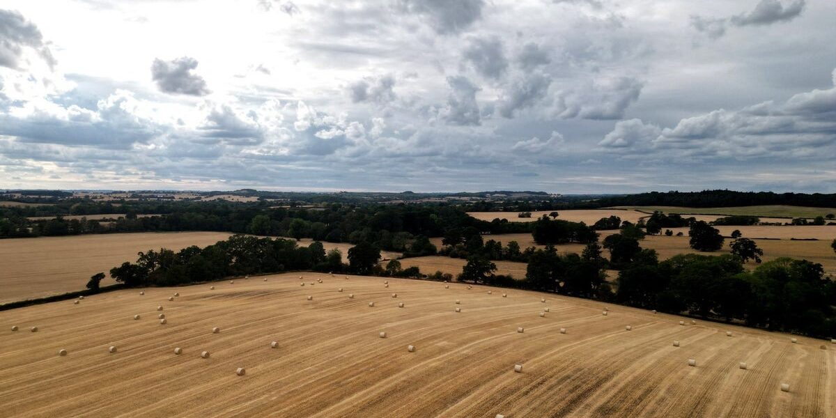 Flood Threat Looms as UK Braces for Sharp Temperature Drop