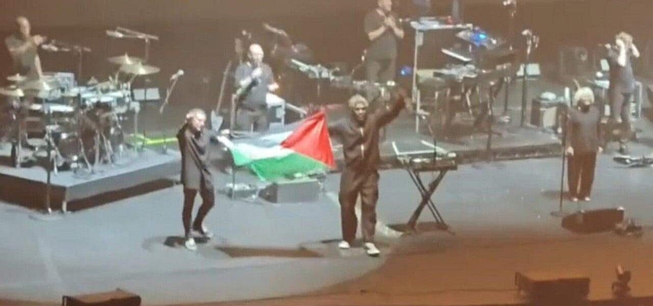 Massive Attack Banned from Singapore After On-Stage Palestinian Flag Display
