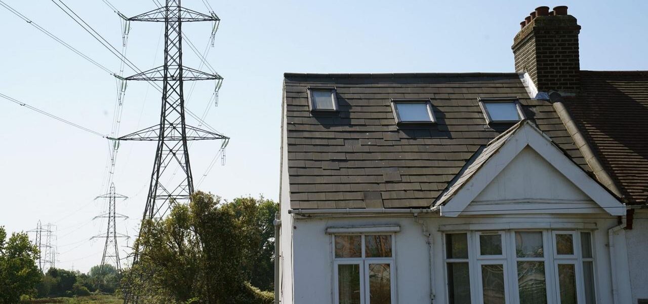 First ‘Pounds for Pylons’ Energy Bill Discounts Announced First ‘Pounds for Pylons’ Energy Bill Discounts Announced