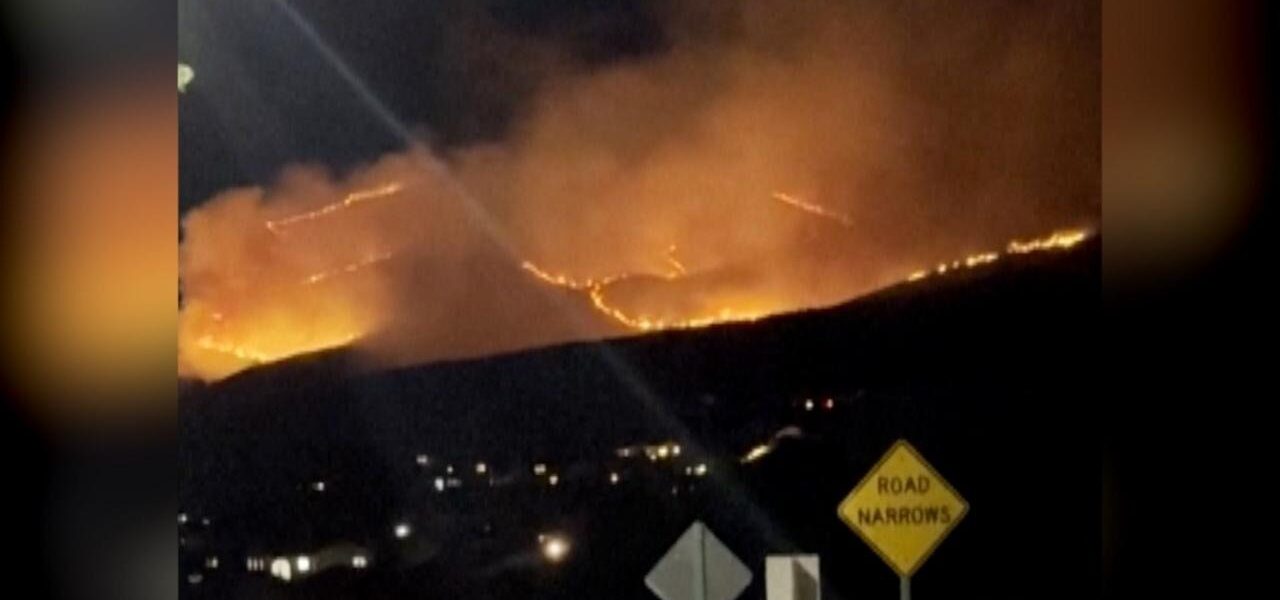 Evacuation Orders Issued as Wildfire Threatens Reno, Nevada Evacuation Orders Issued as Wildfire Threatens Reno, Nevada