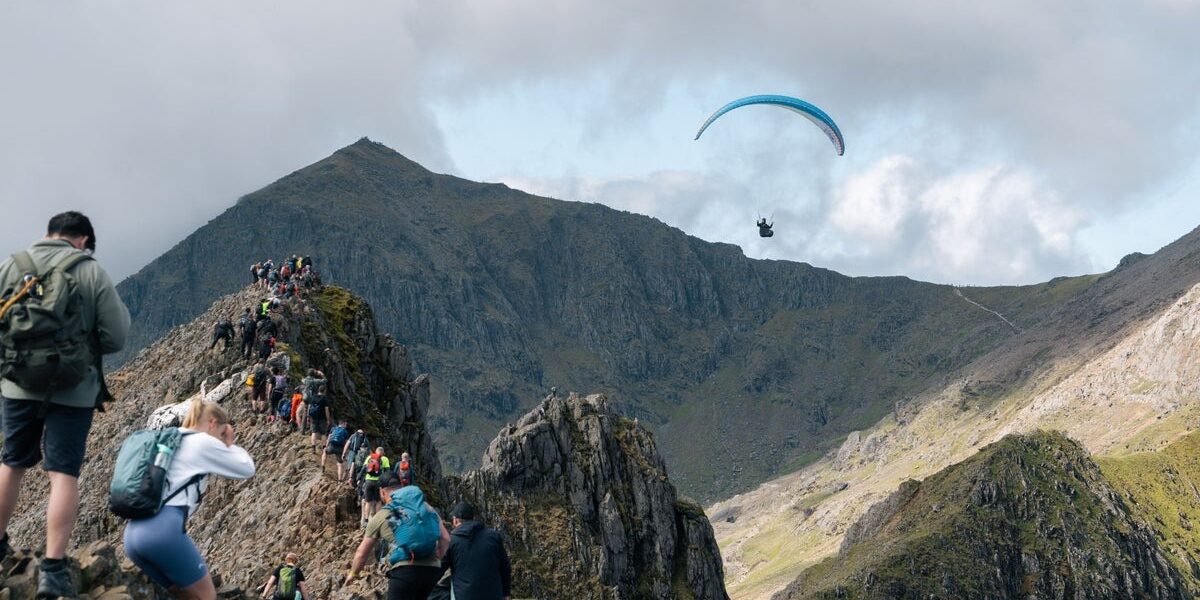 Snowdon Queueing Dispute: Eryri National Park Authority Declines to Intervene Snowdon Queueing Dispute: Eryri National Park Authority Declines to Intervene