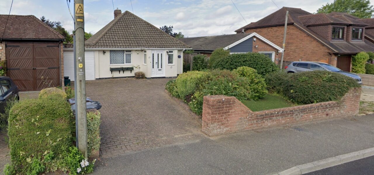 Human Bones Uncovered in South-East London Garden: Police Investigation Underway