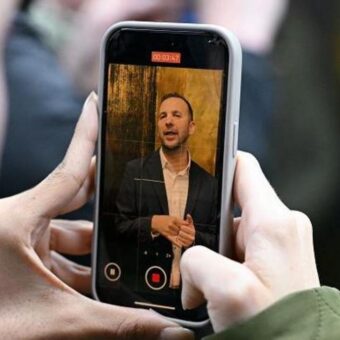 Green Party Reevaluates Social Media Strategy Amidst Polanski Controversy Green Party Reevaluates Social Media Strategy Amidst Polanski Controversy