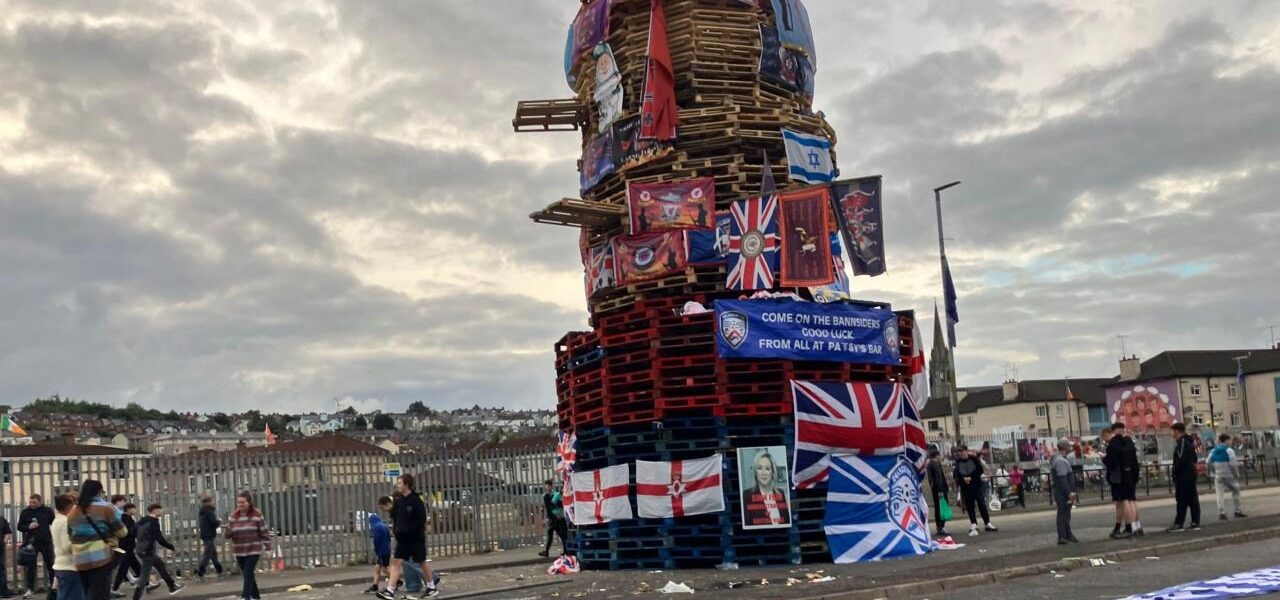 Sinn Féin Condemns Burning of First Minister’s Images on Derry Bonfire Sinn Féin Condemns Burning of First Minister’s Images on Derry Bonfire