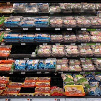 Tyson Announces Closure of Illinois Beef Plant, 2,500 Job Cuts Amid Cattle Shortage Tyson Announces Closure of Illinois Beef Plant, 2,500 Job Cuts Amid Cattle Shortage