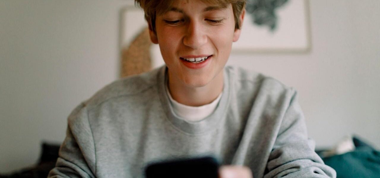 GCSE and BTec Results: New App Launches for 750 Schools in England GCSE and BTec Results: New App Launches for 750 Schools in England