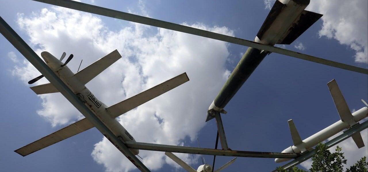 Yemen’s Houthis Strike Saudi Refinery Following Kingdom’s Defense Pact with Turkey and Pakistan