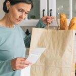 UK Inflation Surges to 2.9%, Complicating Economic Policy