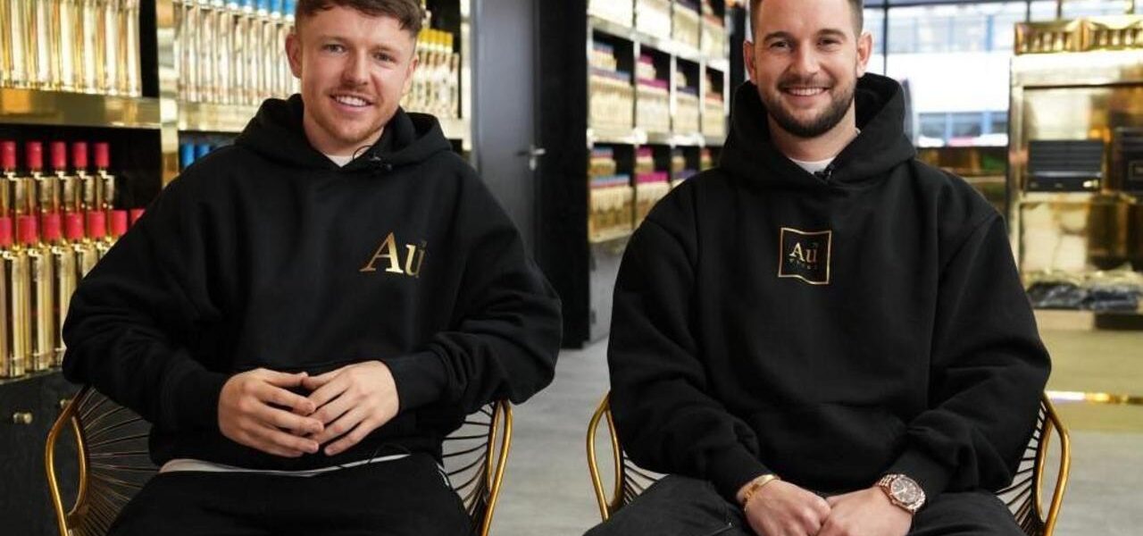 Swansea’s Au Vodka in Advanced Talks for £500m Sale to BuzzBallz Owner Swansea’s Au Vodka in Advanced Talks for £500m Sale to BuzzBallz Owner