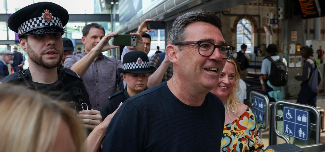 Andy Burnham Poised for Labour Leadership Bid After Westminster Return