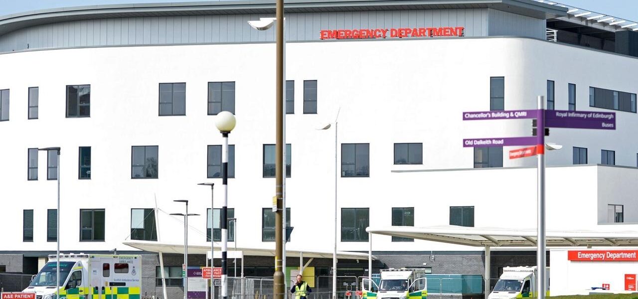 Taxpayers to Cover Costs for Edinburgh Royal Infirmary Upgrades Taxpayers to Cover Costs for Edinburgh Royal Infirmary Upgrades