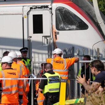 Essex Train Derailment: Travel Chaos and Emergency Response