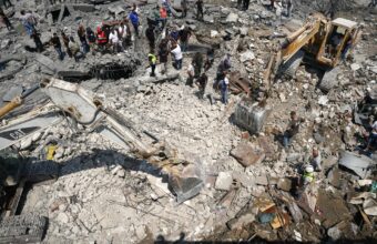 Israel Strikes Kill 11 in Lebanon; Iran-Oman Talks on Hormuz Strait Continue