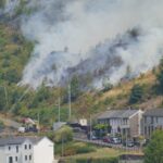 Deliberate Welsh Mountain Fire: Major Incident Underway as Crews Battle Blaze Deliberate Welsh Mountain Fire: Major Incident Underway as Crews Battle Blaze