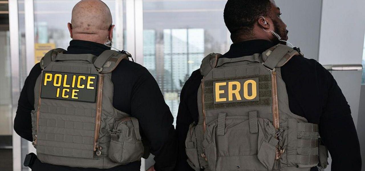 US Immigration Agency Invests M in Electric Shock Gloves for Officers US Immigration Agency Invests M in Electric Shock Gloves for Officers